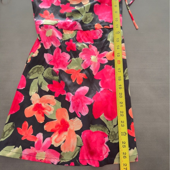 BB EXCLUSIVE LA Catch Cowl Neck Mini Dress Black Floral - Picture 12 of 13